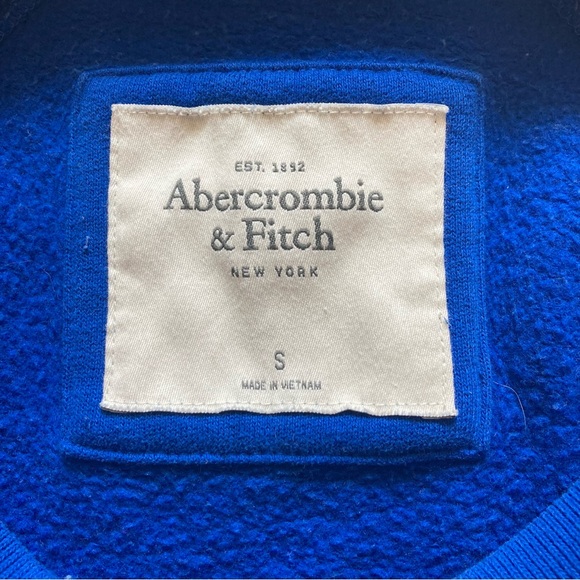 Abercrombie and Fitch Juniors Sweatshirt - Picture 5 of 5